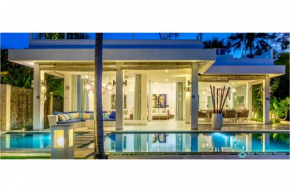 Villa Ibiza-- Romantic place for Lovers!